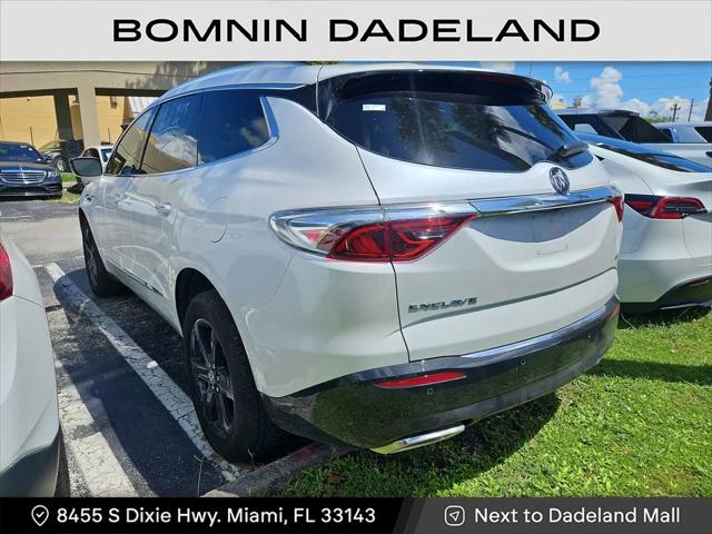 2023 Buick Enclave Essence FWD
