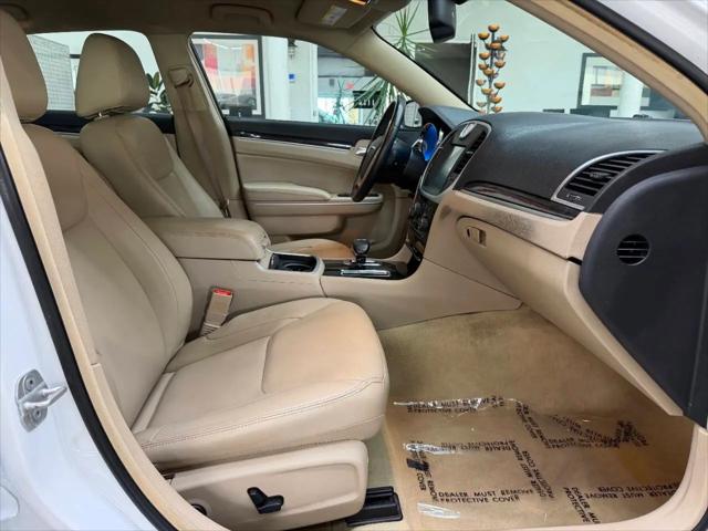 2014 Chrysler 300 Base