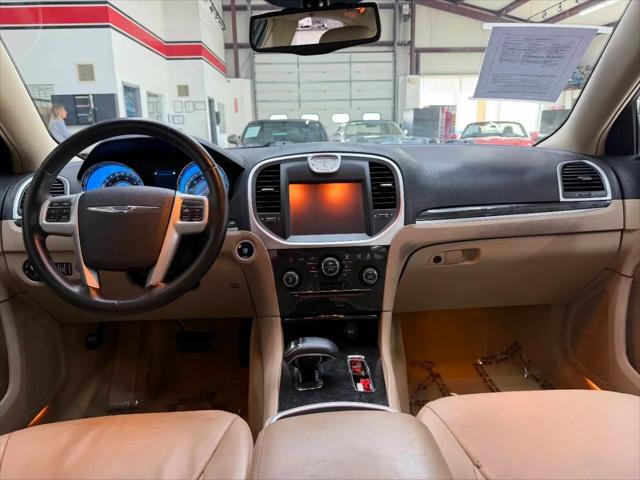 2014 Chrysler 300 Base
