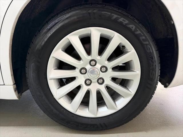 2014 Chrysler 300 Base