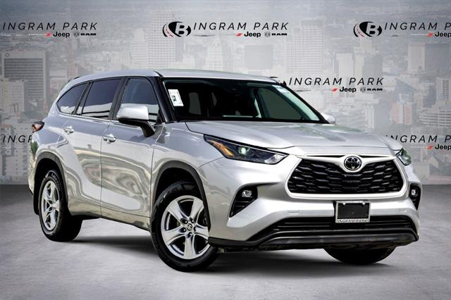 2024 Toyota Highlander LE 2024 Toyota Highlander LE