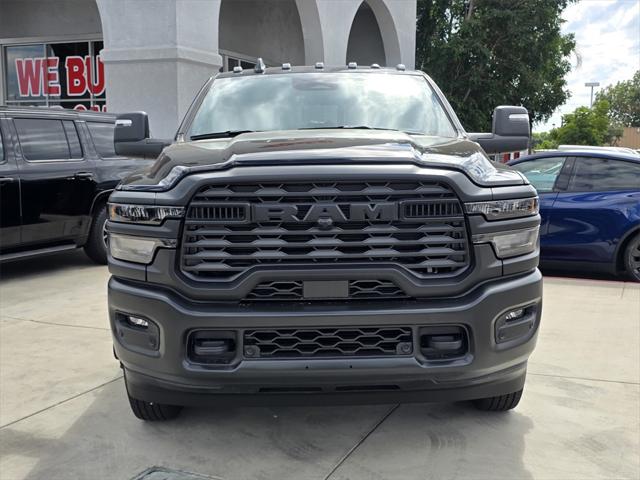 2026 RAM Ram 3500 RAM 3500 TRADESMAN CREW CAB 4X4 8 BOX