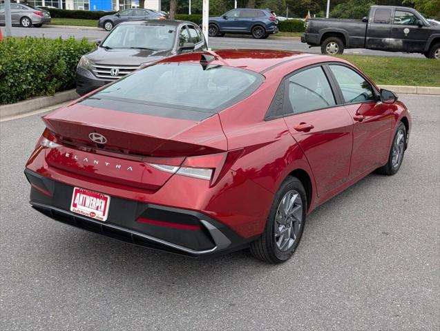 2024 Hyundai Elantra SEL
