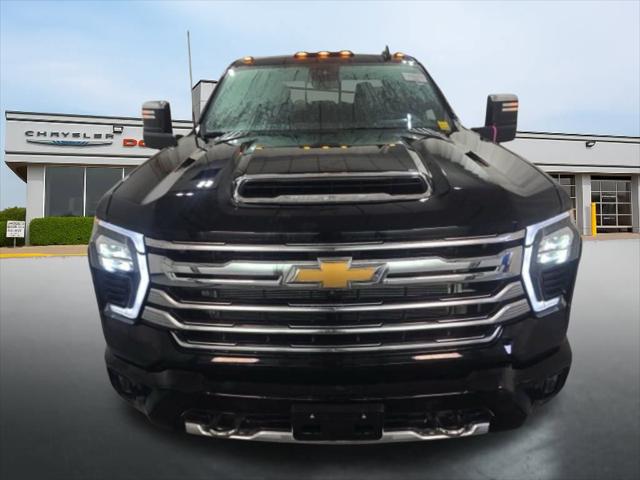 2024 Chevrolet Silverado 3500HD High Country