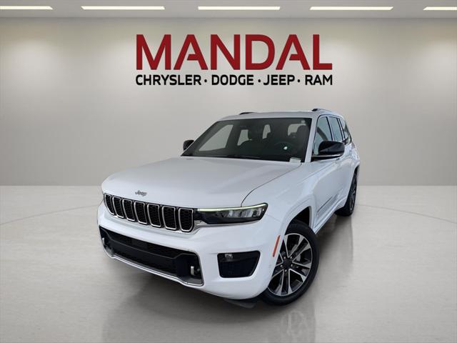 2022 Jeep Grand Cherokee Overland 4x4 2022 Jeep Grand Cherokee Overland 4x4