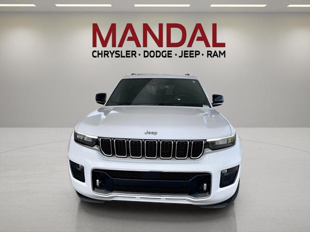 2022 Jeep Grand Cherokee Overland 4x4 2022 Jeep Grand Cherokee Overland 4x4