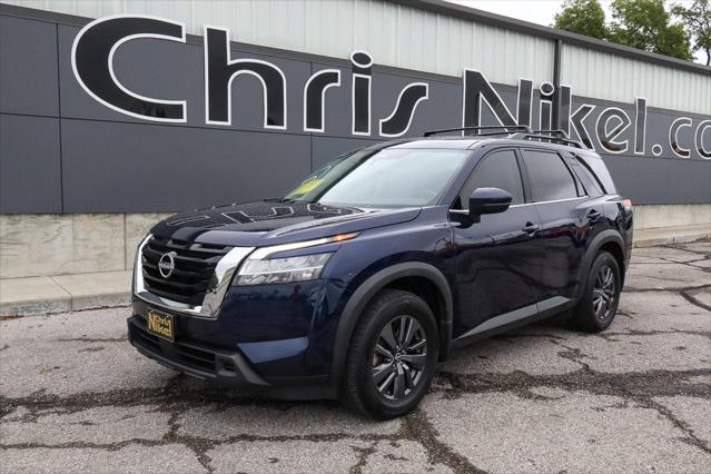 2022 Nissan Pathfinder SV 2WD 2022 Nissan Pathfinder SV 2WD
