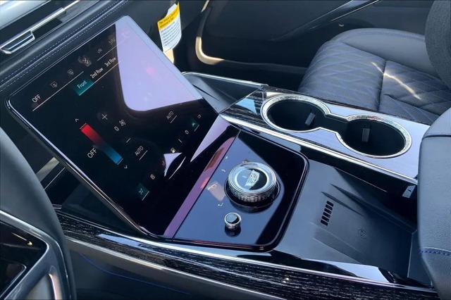 2026 Cadillac Escalade IQL Luxury AWD