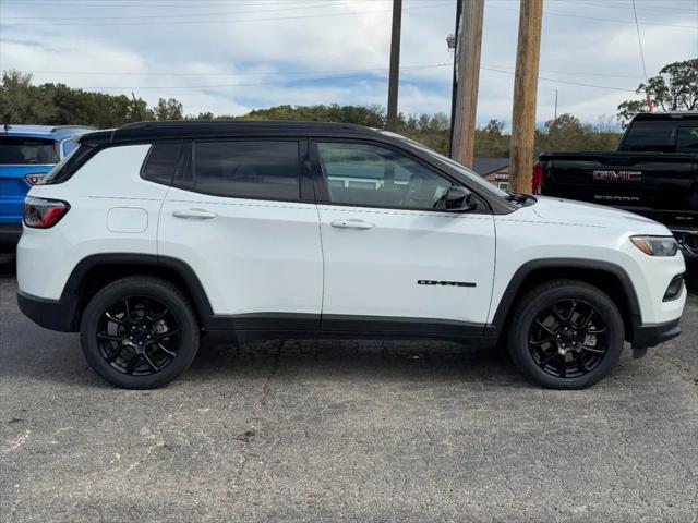 2023 Jeep Compass Altitude 4x4 2023 Jeep Compass Altitude 4x4