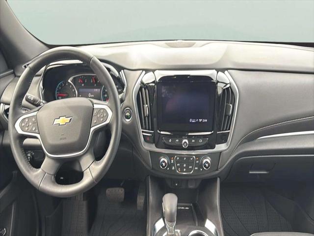 2022 Chevrolet Traverse AWD LT Leather