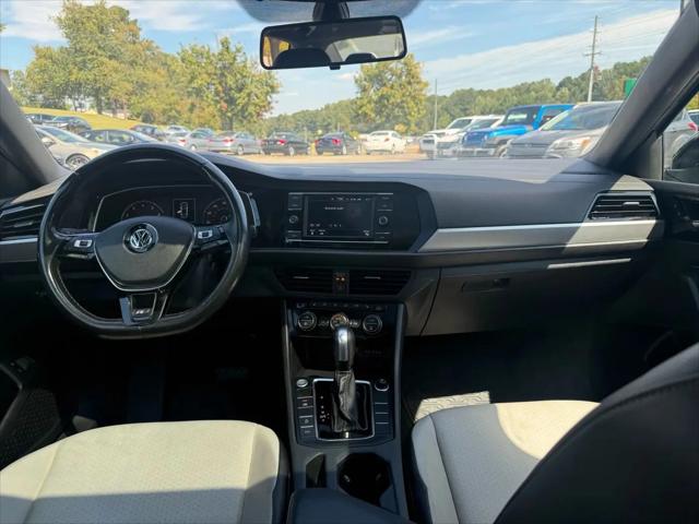 2020 Volkswagen Jetta 1.4T R-Line
