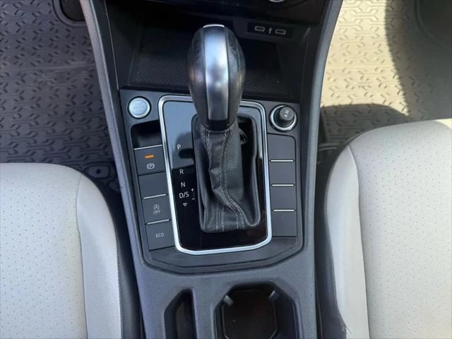 2020 Volkswagen Jetta 1.4T R-Line