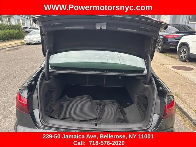 2023 Audi A4 Premium 40 TFSI quattro S tronic