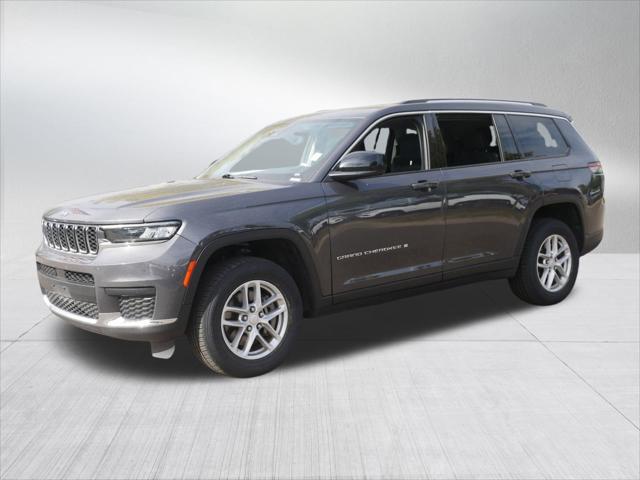 2023 Jeep Grand Cherokee L Laredo 4x4 2023 Jeep Grand Cherokee L Laredo 4x4