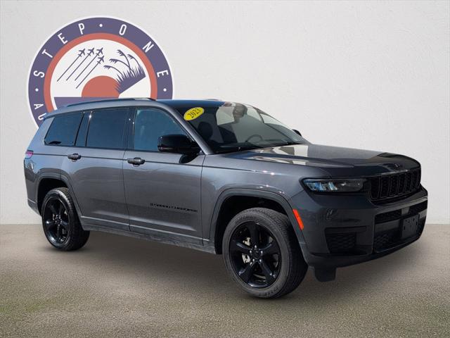 2023 Jeep Grand Cherokee L Altitude 4x4 2023 Jeep Grand Cherokee L Altitude 4x4