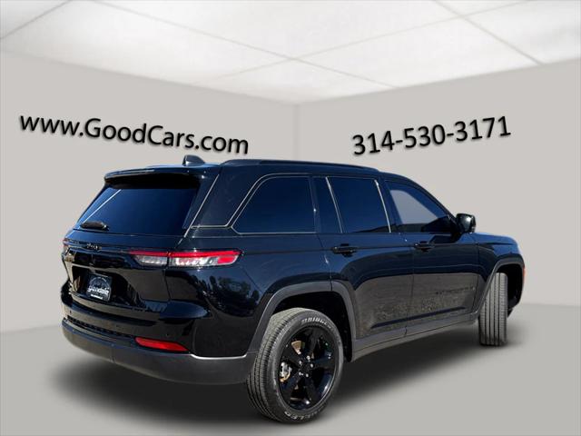 2022 Jeep Grand Cherokee Altitude 4x4 2022 Jeep Grand Cherokee Altitude 4x4