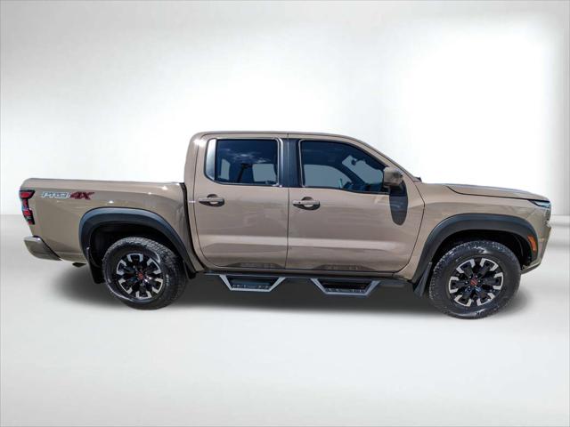 2022 Nissan Frontier Crew Cab PRO-4X 4x4 2022 Nissan Frontier Crew Cab PRO-4X 4x4