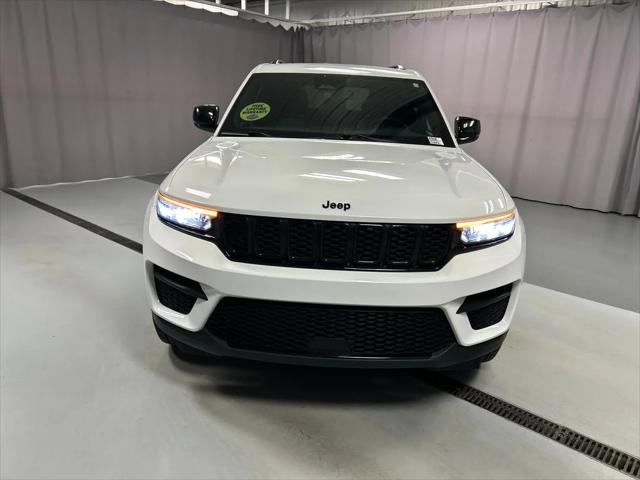 2024 Jeep Grand Cherokee Altitude 4x4 2024 Jeep Grand Cherokee Altitude 4x4
