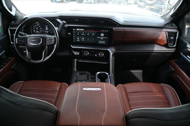 2024 GMC Sierra 3500HD 4WD Crew Cab Long Bed Denali Ultimate 2024 GMC Sierra 3500HD 4WD Crew Cab Long Bed Denali Ultimate