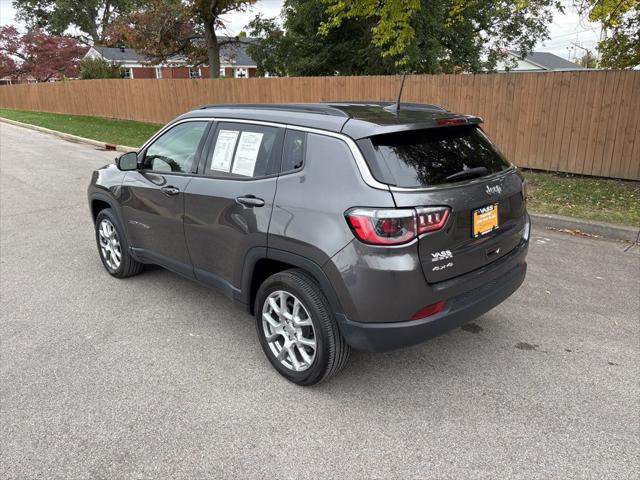 2022 Jeep Compass Latitude Lux 4x4 2022 Jeep Compass Latitude Lux 4x4