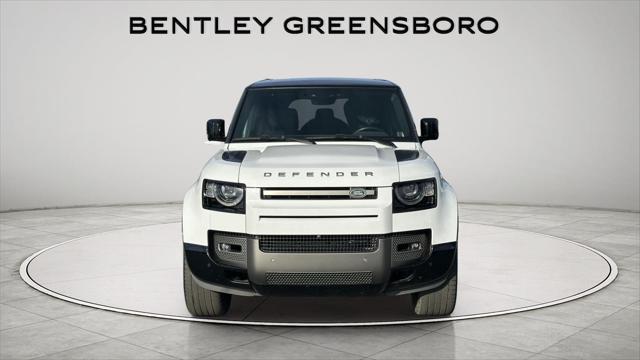 2023 Land Rover Defender 110 X-Dynamic SE 2023 Land Rover Defender 110 X-Dynamic SE