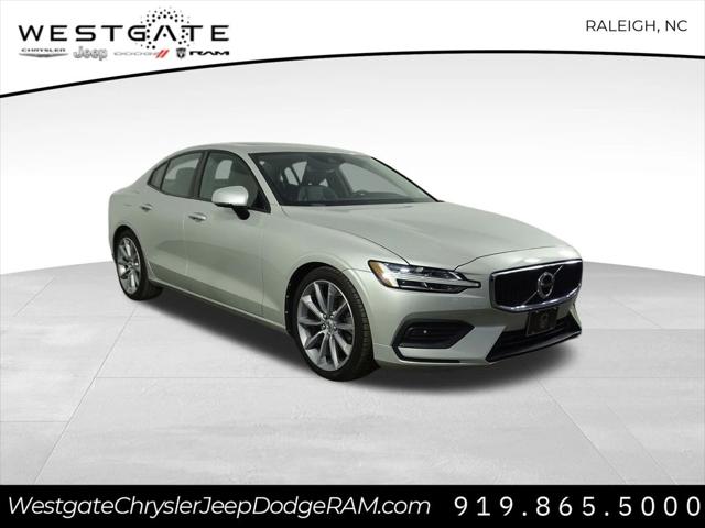 2019 Volvo S60 T5 Momentum