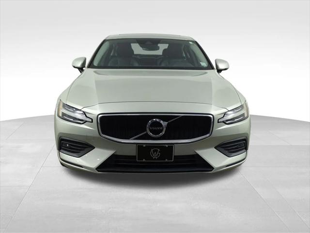 2019 Volvo S60 T5 Momentum