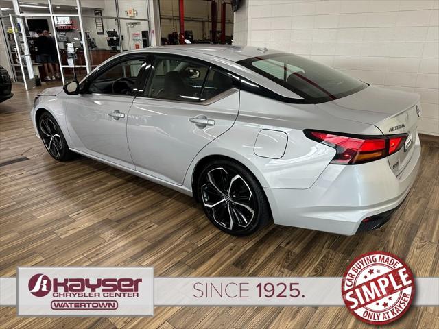 2023 Nissan Altima SR FWD 2023 Nissan Altima SR FWD