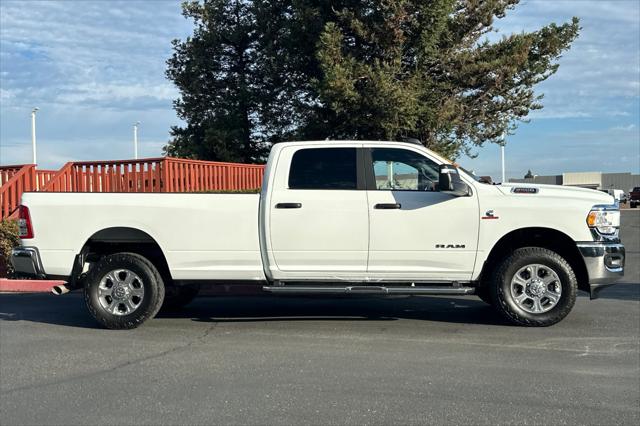 2024 RAM 2500 Big Horn Crew Cab 4x4 8 Box 2024 RAM 2500 Big Horn Crew Cab 4x4 8 Box