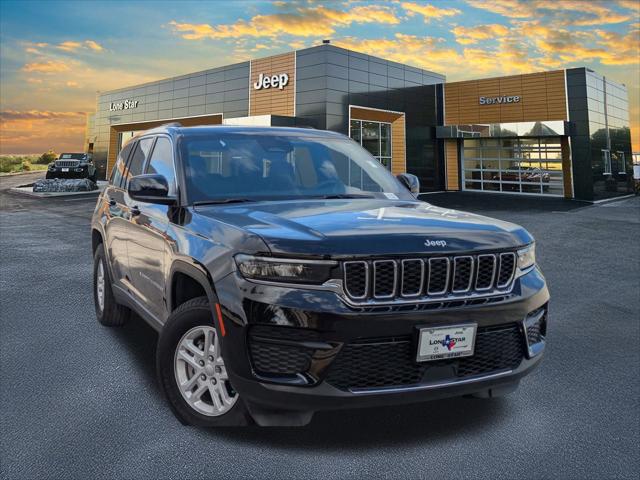 2025 Jeep Grand Cherokee Laredo 4x4