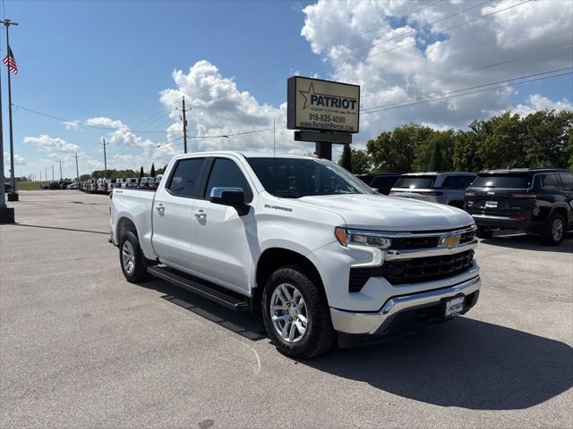 2023 Chevrolet Silverado 1500 4WD Crew Cab Standard Bed LT