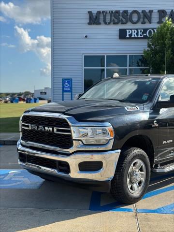 2022 RAM 3500 Tradesman Crew Cab 4x4 8 Box 2022 RAM 3500 Tradesman Crew Cab 4x4 8 Box