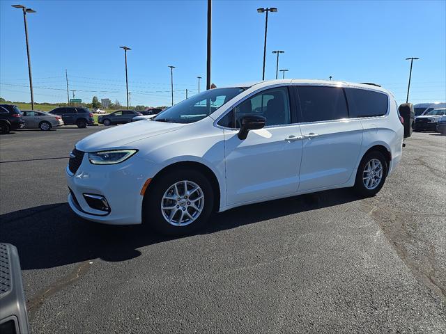 2024 Chrysler Pacifica Touring L 2024 Chrysler Pacifica Touring L