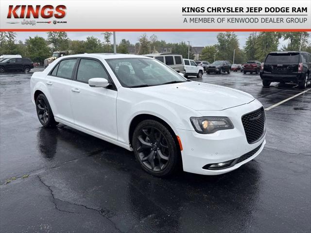 2023 Chrysler 300 300S