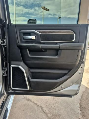 2020 Jeep Ram 2500 Laramie Crew Cab 4x4 6'4" Box