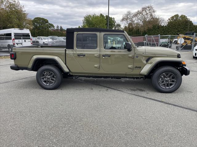 2025 Jeep Gladiator GLADIATOR SPORT S 4X4
