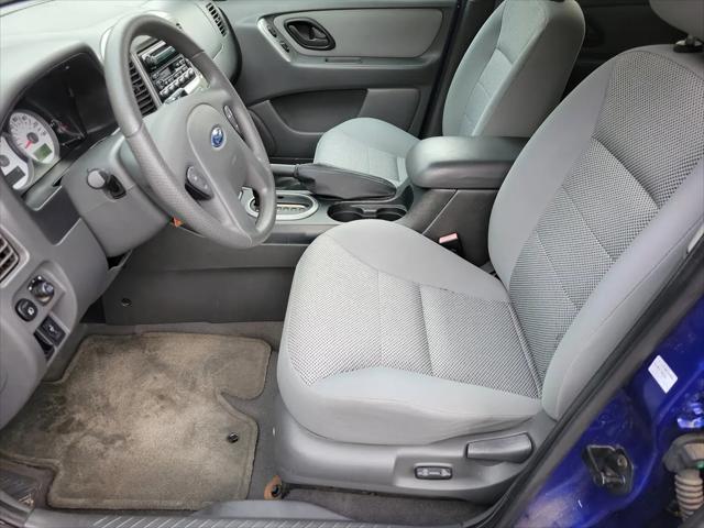 2005 Ford Escape XLT