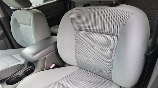 2005 Ford Escape XLT