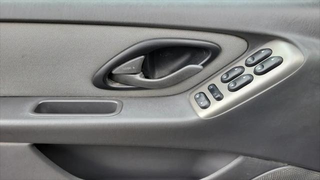 2005 Ford Escape XLT