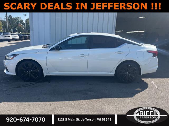 2020 Nissan Altima SR Intelligent AWD 2020 Nissan Altima SR Intelligent AWD