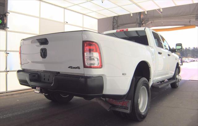 2024 RAM 3500 Tradesman Crew Cab 4x4 8 Box