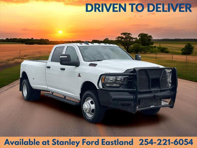 2024 RAM 3500 Tradesman Crew Cab 4x4 8 Box