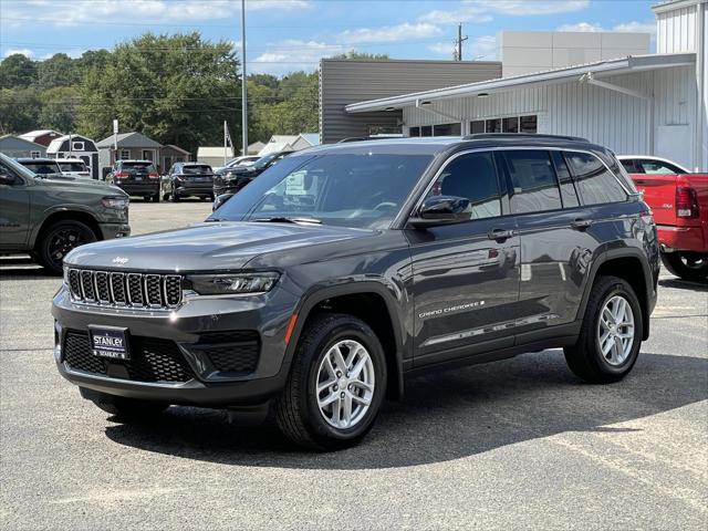 2025 Jeep Grand Cherokee GRAND CHEROKEE LAREDO X 4X4 2025 Jeep Grand Cherokee GRAND CHEROKEE LAREDO X 4X4