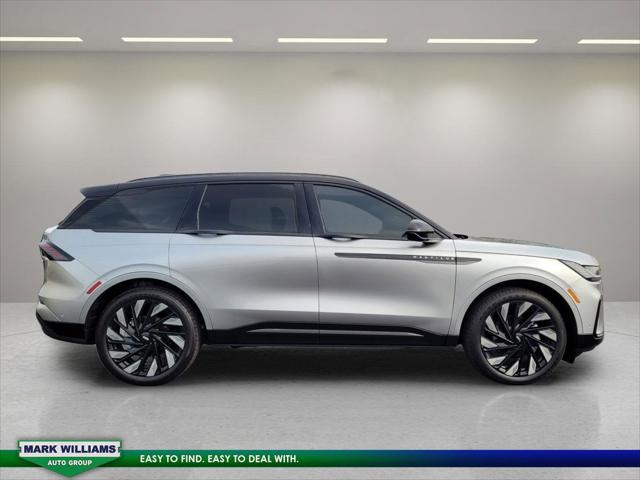 2024 Lincoln Nautilus Reserve