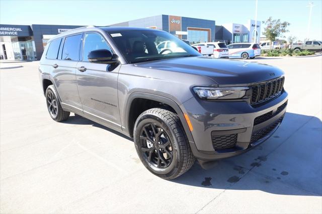 2025 Jeep Grand Cherokee GRAND CHEROKEE L ALTITUDE X 4X4