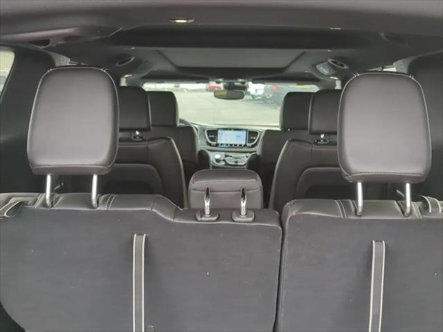 2026 Chrysler Pacifica Select AWD