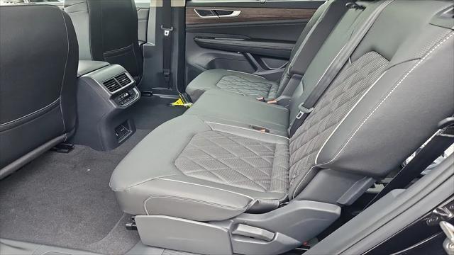 2026 Volkswagen Atlas SEL Premium R-Line