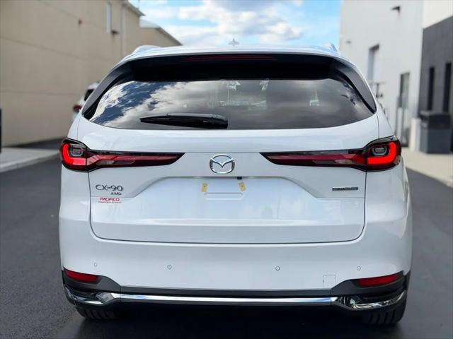 2025 Mazda X-90 Premium Plus Package