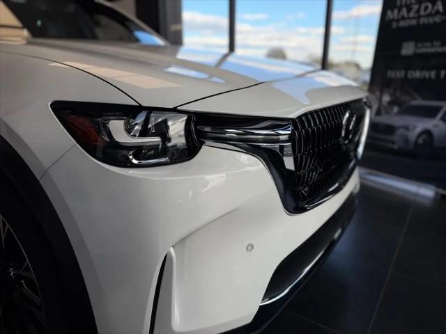 2025 Mazda X-90 Premium Plus Package