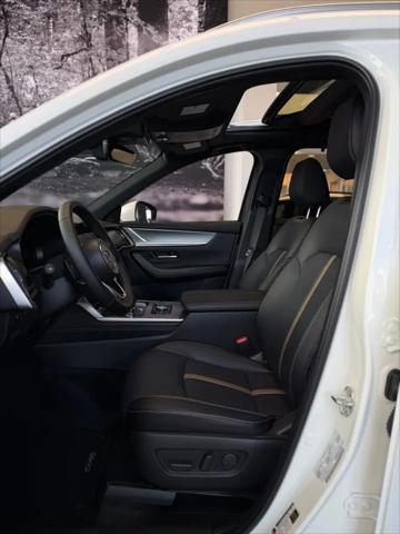 2025 Mazda X-90 Premium Plus Package